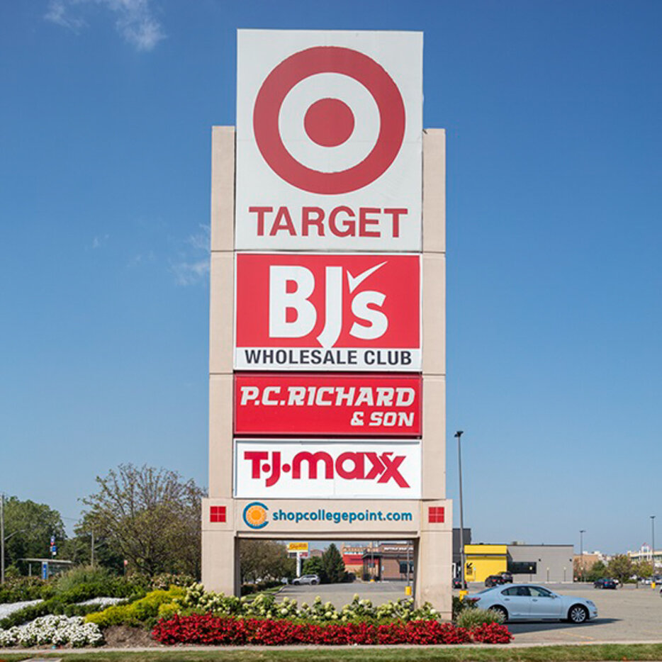 related-corporate-properties-square-college point pylon 2020.jpg