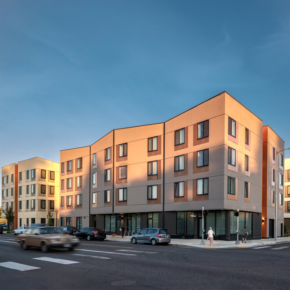 Glisan Landing sq cropo 25.jpg