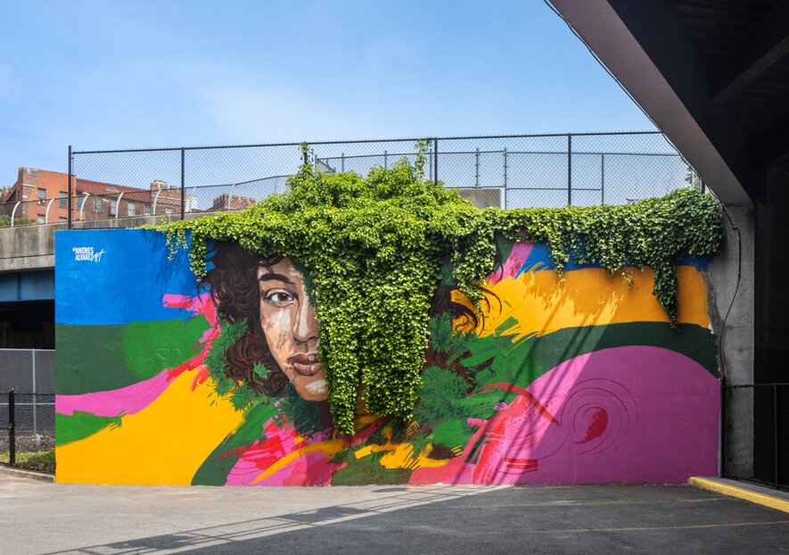 related-corporate-properties-landscape-bronx girl mural_fd_hr.jpg