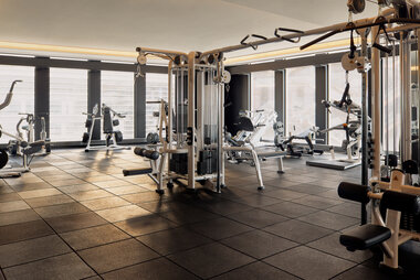 related-corporate-landscape-equinox-hotel-gym.jpg