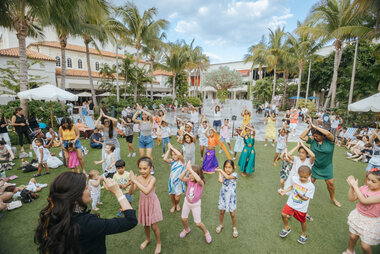 related-southeast-arts-culture-landscape-holi festival_03.04.jpg