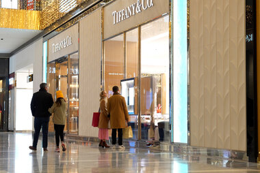related-corporate-news-landscape-shops-hy-tiffany&co.jpg