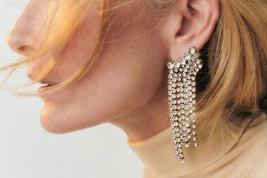 related-corporate-news-landscape-vetir-earrings.jpg