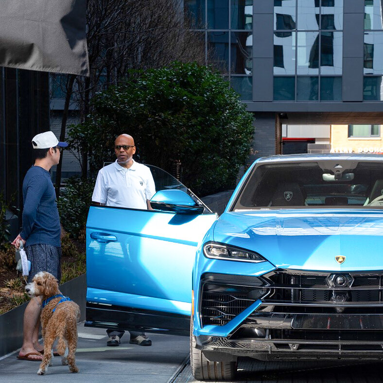 related-companies-residential-square-related_rentals_lamborghini-experience.jpg
