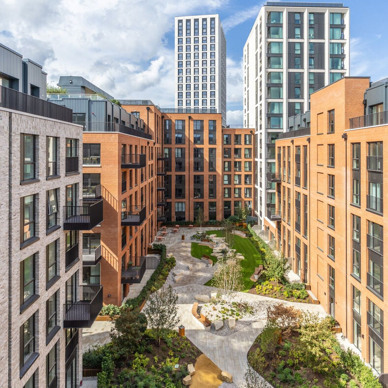 related-corporate-residential-square-the-maple-courtyard.jpg