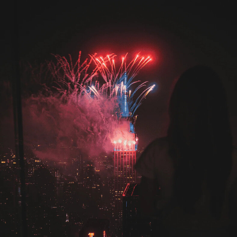 related-corporate-city-centers-square-mc_edge_fireworks_344.jpg