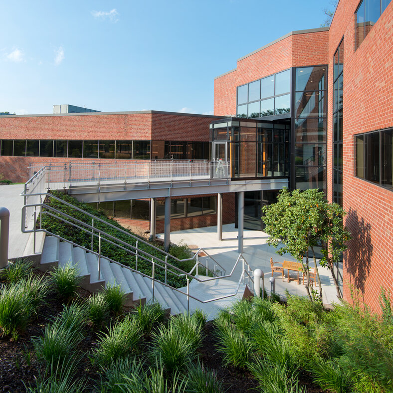 related-corporate-office-square-251 Locke Dr-18-140-060.jpg